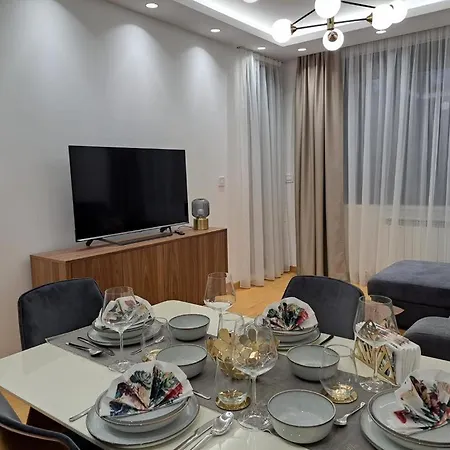 Slavija Square Apartment
